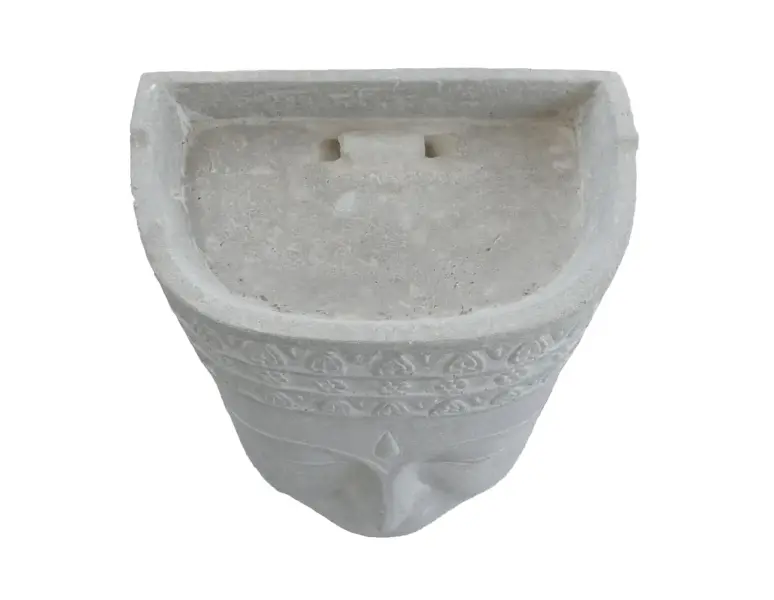 Product image 4 of the product “Khmer-head as water feature, 67cm height, cast stone, hollow, handcrafted & natural color. ”